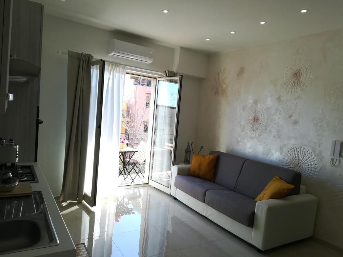 Sikelia Home Giardini Naxos Exteriör bild